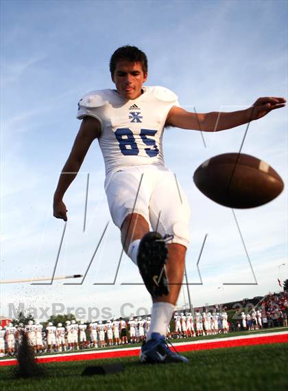 Thumbnail 1 in St. Xavier vs. Colerain photogallery.
