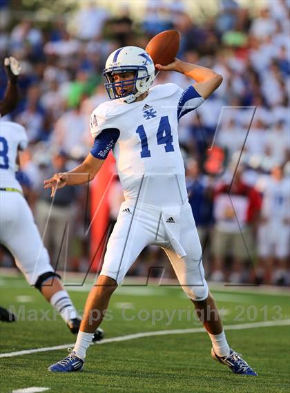 Thumbnail 1 in St. Xavier vs. Colerain photogallery.