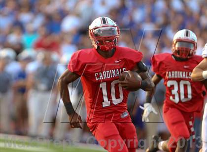 Thumbnail 1 in St. Xavier vs. Colerain photogallery.