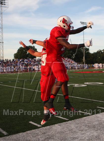 Thumbnail 1 in St. Xavier vs. Colerain photogallery.