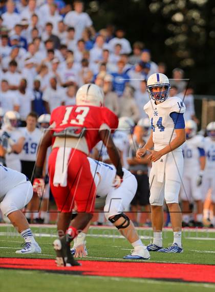 Thumbnail 2 in St. Xavier vs. Colerain photogallery.