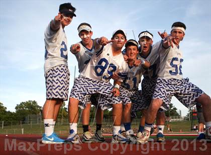 Thumbnail 2 in St. Xavier vs. Colerain photogallery.