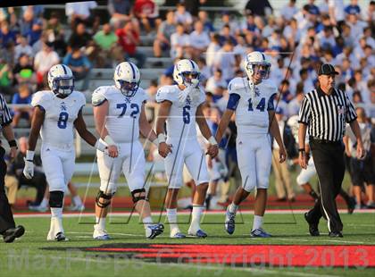 Thumbnail 2 in St. Xavier vs. Colerain photogallery.