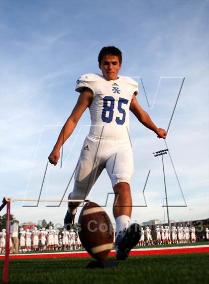 Thumbnail 2 in St. Xavier vs. Colerain photogallery.