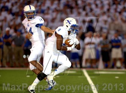 Thumbnail 2 in St. Xavier vs. Colerain photogallery.