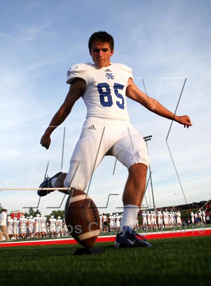 Thumbnail 3 in St. Xavier vs. Colerain photogallery.