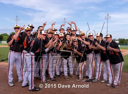 Thumbnail 3 in Danvers vs Middleborough (MIAA Division 2 Final) photogallery.