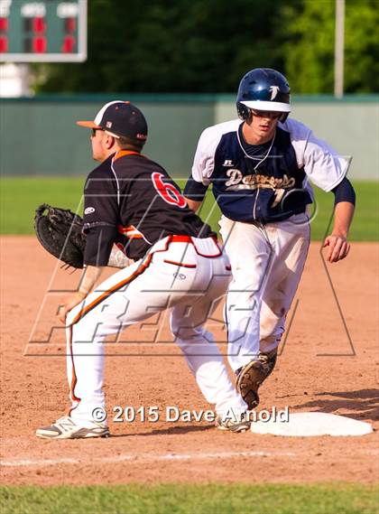 Thumbnail 2 in Danvers vs Middleborough (MIAA Division 2 Final) photogallery.