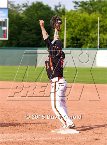 Thumbnail 1 in Danvers vs Middleborough (MIAA Division 2 Final) photogallery.