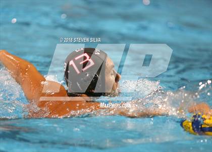 Thumbnail 3 in La Jolla vs. Vista (CIF SoCal Regional D2 Final) photogallery.