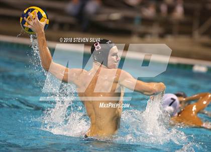 Thumbnail 1 in La Jolla vs. Vista (CIF SoCal Regional D2 Final) photogallery.