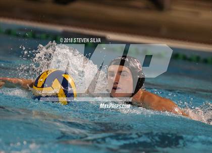 Thumbnail 2 in La Jolla vs. Vista (CIF SoCal Regional D2 Final) photogallery.
