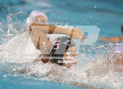 Thumbnail 2 in La Jolla vs. Vista (CIF SoCal Regional D2 Final) photogallery.
