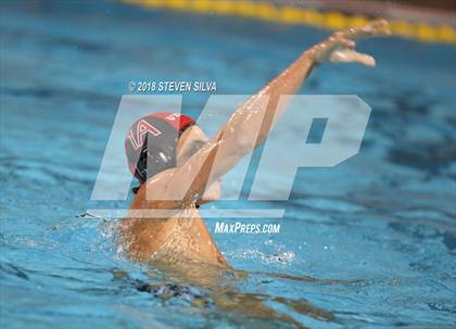 Thumbnail 2 in La Jolla vs. Vista (CIF SoCal Regional D2 Final) photogallery.