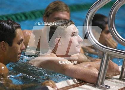 Thumbnail 2 in La Jolla vs. Vista (CIF SoCal Regional D2 Final) photogallery.