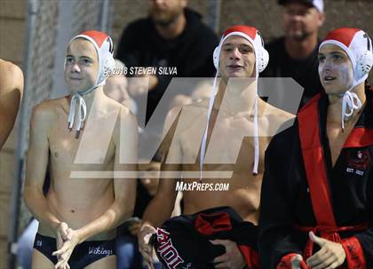 Thumbnail 3 in La Jolla vs. Vista (CIF SoCal Regional D2 Final) photogallery.