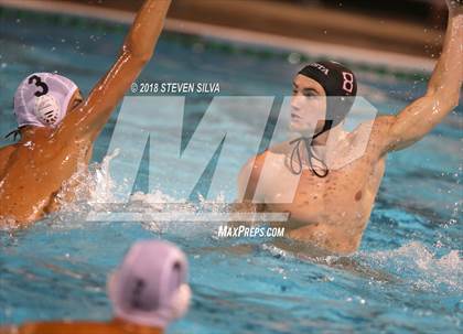Thumbnail 2 in La Jolla vs. Vista (CIF SoCal Regional D2 Final) photogallery.