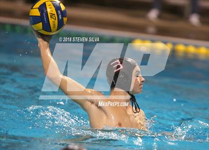 Thumbnail 3 in La Jolla vs. Vista (CIF SoCal Regional D2 Final) photogallery.