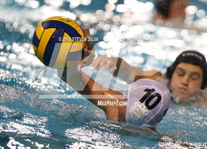 Thumbnail 2 in La Jolla vs. Vista (CIF SoCal Regional D2 Final) photogallery.