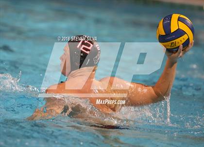 Thumbnail 2 in La Jolla vs. Vista (CIF SoCal Regional D2 Final) photogallery.
