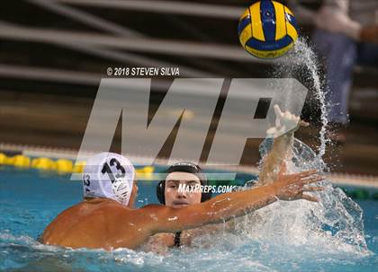 Thumbnail 2 in La Jolla vs. Vista (CIF SoCal Regional D2 Final) photogallery.