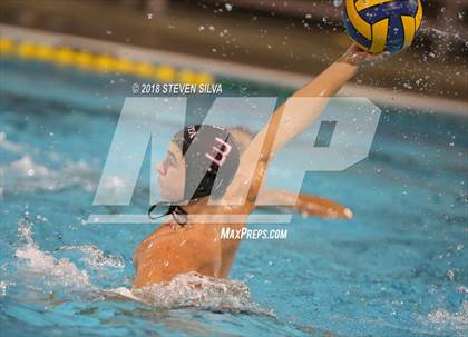 Thumbnail 3 in La Jolla vs. Vista (CIF SoCal Regional D2 Final) photogallery.