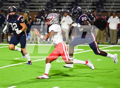 Thumbnail 2 in Fort Bend Travis @ Tompkins (UIL 6A Bi-District Playoff) photogallery.
