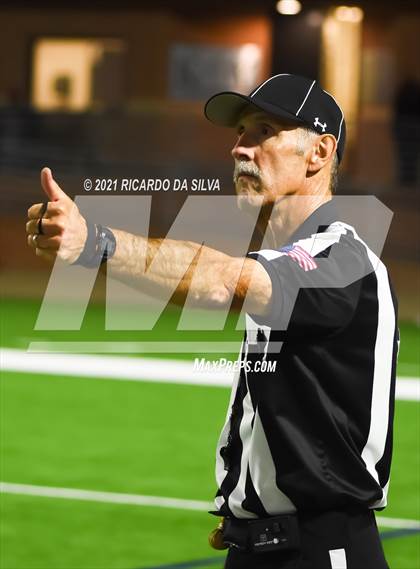 Thumbnail 1 in Fort Bend Travis @ Tompkins (UIL 6A Bi-District Playoff) photogallery.