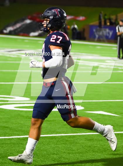 Thumbnail 1 in Fort Bend Travis @ Tompkins (UIL 6A Bi-District Playoff) photogallery.