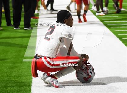 Thumbnail 2 in Fort Bend Travis @ Tompkins (UIL 6A Bi-District Playoff) photogallery.
