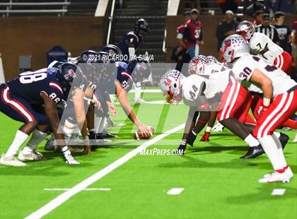 Thumbnail 1 in Fort Bend Travis @ Tompkins (UIL 6A Bi-District Playoff) photogallery.
