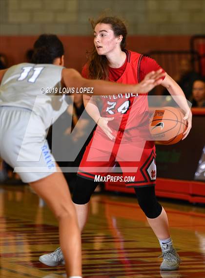 Thumbnail 3 in Bishop Gorman @ Mater Dei (Nike Extravaganza) photogallery.