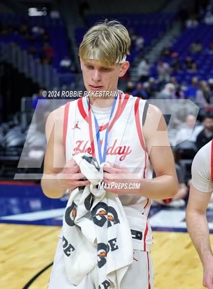 Thumbnail 2 in Holliday vs. Ponder (UIL 3A Basketball Semifinal Medal Ceremony) photogallery.