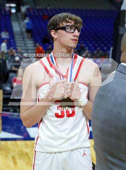 Thumbnail 1 in Holliday vs. Ponder (UIL 3A Basketball Semifinal Medal Ceremony) photogallery.
