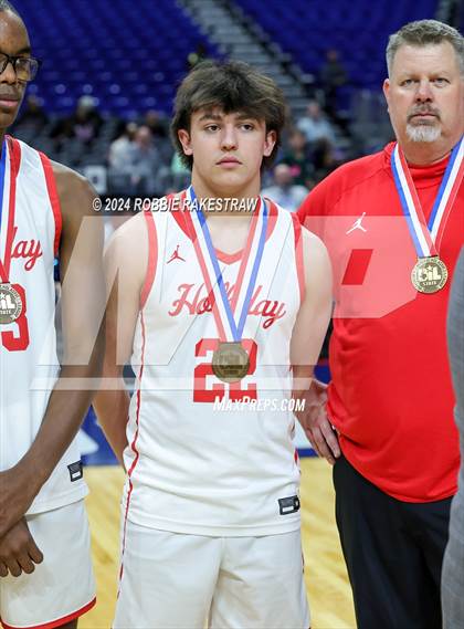 Thumbnail 3 in Holliday vs. Ponder (UIL 3A Basketball Semifinal Medal Ceremony) photogallery.