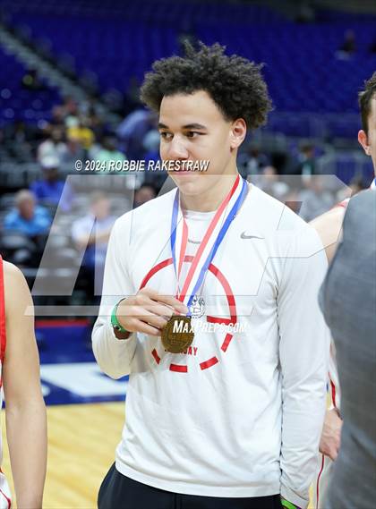 Thumbnail 3 in Holliday vs. Ponder (UIL 3A Basketball Semifinal Medal Ceremony) photogallery.