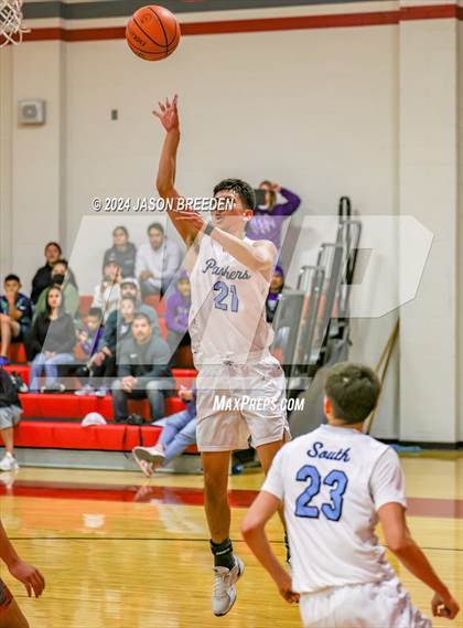 Thumbnail 1 in Weslaco vs United South (Sharyland ISD Thanksgiving Classic) photogallery.