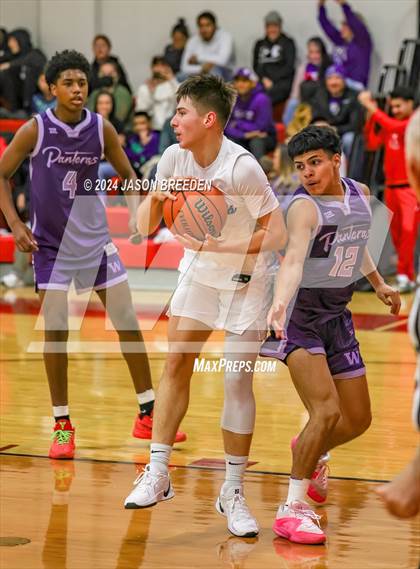 Thumbnail 3 in Weslaco vs United South (Sharyland ISD Thanksgiving Classic) photogallery.