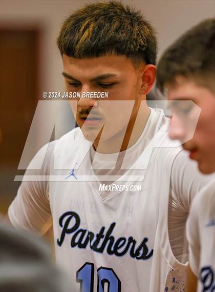 Thumbnail 3 in Weslaco vs United South (Sharyland ISD Thanksgiving Classic) photogallery.