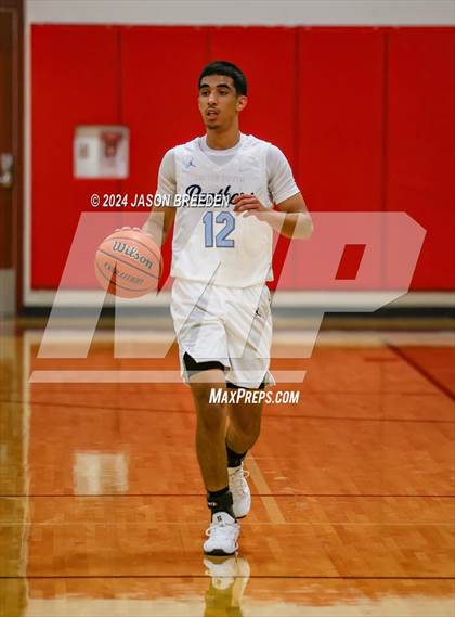 Thumbnail 1 in Weslaco vs United South (Sharyland ISD Thanksgiving Classic) photogallery.