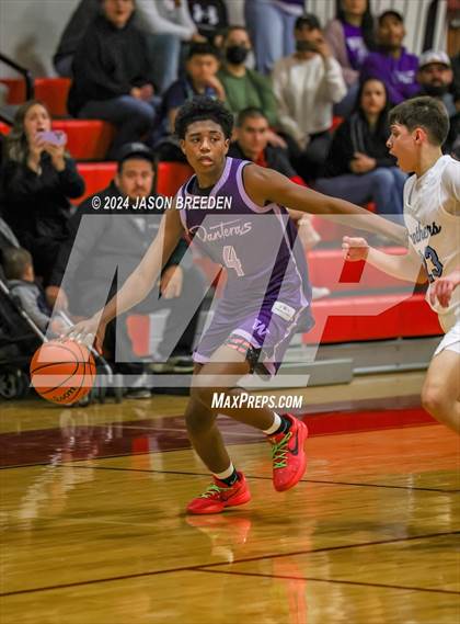 Thumbnail 1 in Weslaco vs United South (Sharyland ISD Thanksgiving Classic) photogallery.
