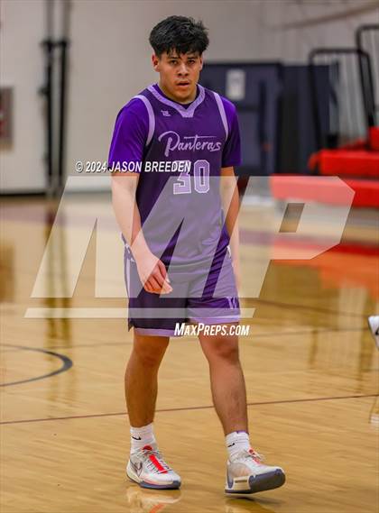 Thumbnail 1 in Weslaco vs United South (Sharyland ISD Thanksgiving Classic) photogallery.