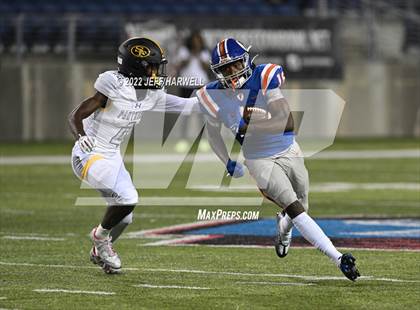 Thumbnail 2 in St. Frances Academy vs. East St. Louis photogallery.