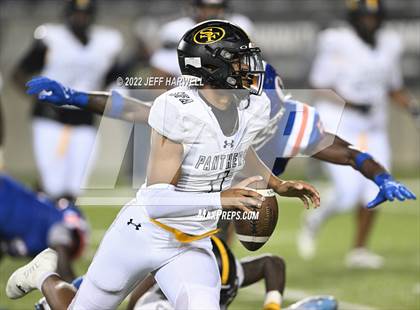 Thumbnail 2 in St. Frances Academy vs. East St. Louis photogallery.