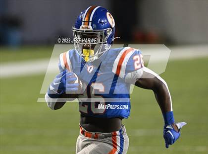 Thumbnail 2 in St. Frances Academy vs. East St. Louis photogallery.