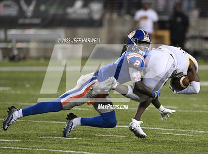 Thumbnail 3 in St. Frances Academy vs. East St. Louis photogallery.