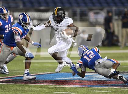 Thumbnail 1 in St. Frances Academy vs. East St. Louis photogallery.