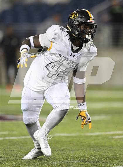 Thumbnail 3 in St. Frances Academy vs. East St. Louis photogallery.