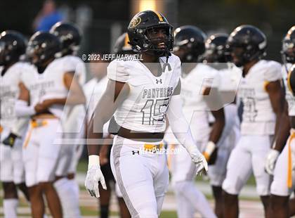 Thumbnail 1 in St. Frances Academy vs. East St. Louis photogallery.