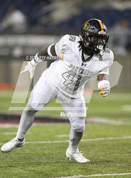 Thumbnail 1 in St. Frances Academy vs. East St. Louis photogallery.